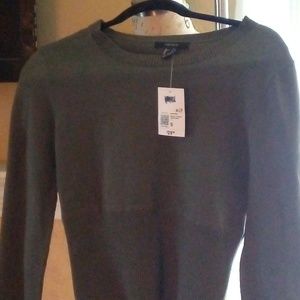 Women's sweater